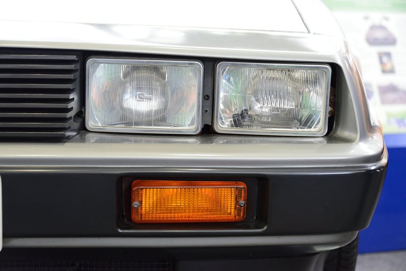 DeLorean DMC-12